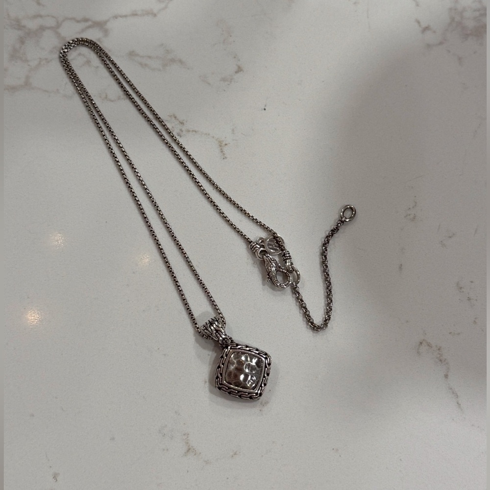 John hardy pendant and chain
